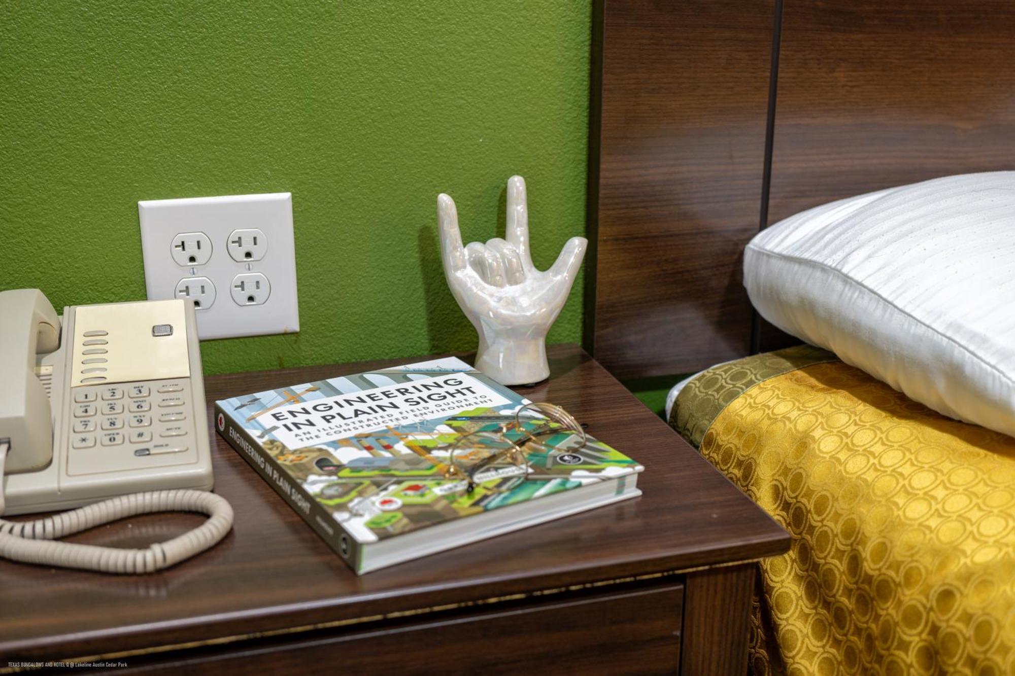 Texas Bungalows Hotel & Hotel Que At Lakeline Austin Сидър Парк Екстериор снимка